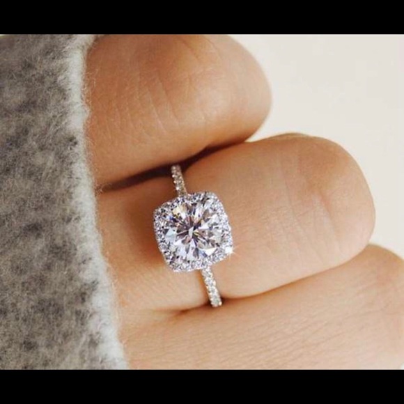 Beautiful Ring women’s size 6 - Picture 4 of 6